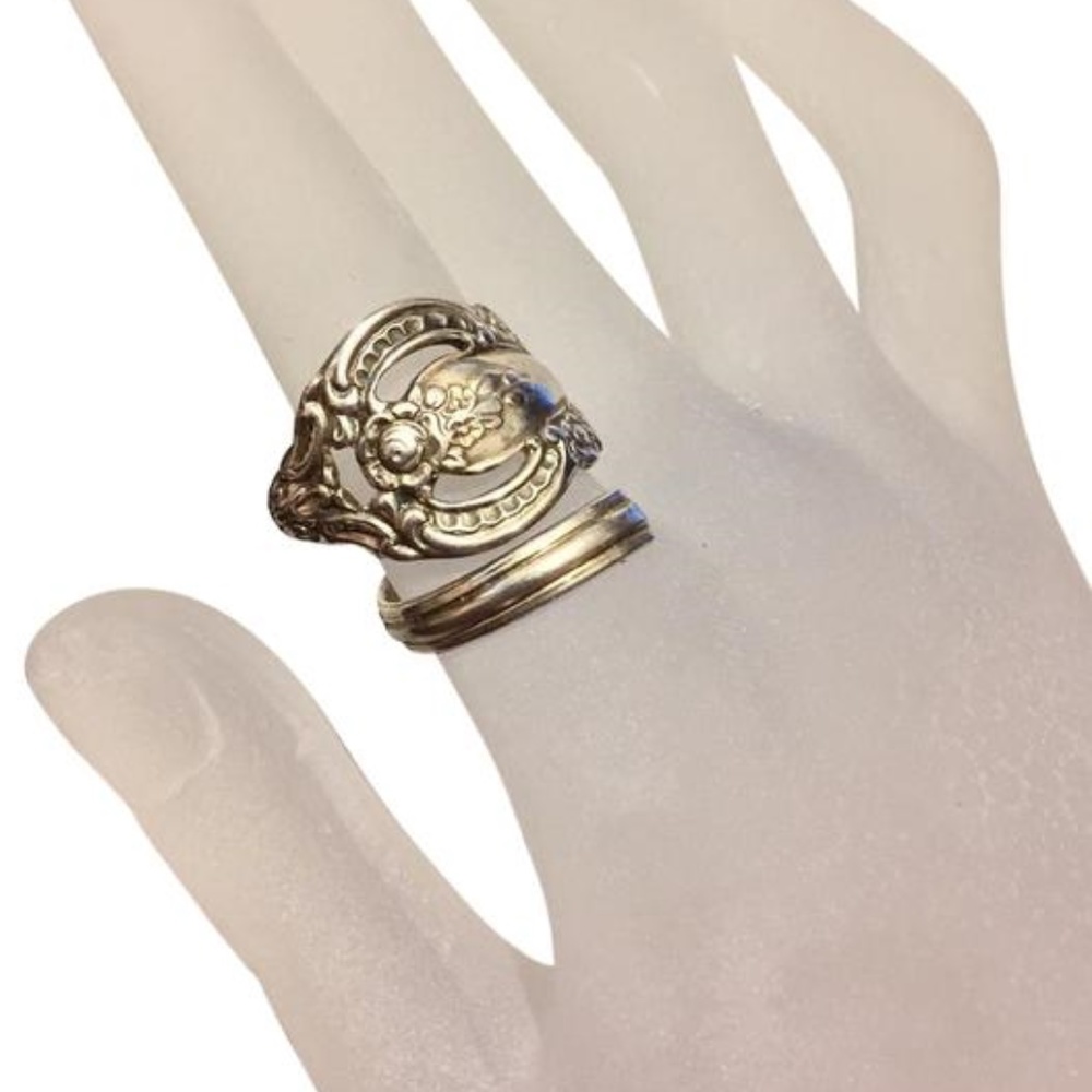 Vintage Oneida Silver Plated Stainless Spoon Ring